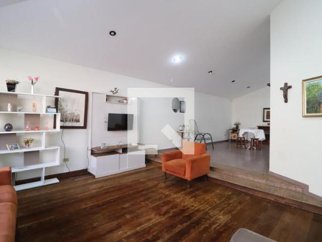 Casa aluguel em Região Geográfica Imediata de Uberlândia, Oliveira Fortes