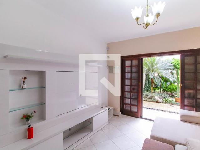 Casa aluguel em Vila Alpina, São Paulo