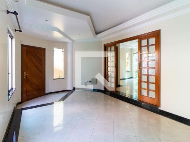 Casa aluguel em Região Imediata de São Paulo, Região Metropolitana de São Paulo