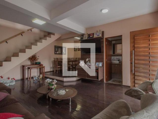 Casa aluguel em Região Imediata de São Paulo, Região Metropolitana de São Paulo