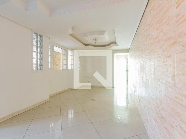 Casa aluguel em Região Imediata de São Paulo, Região Metropolitana de São Paulo