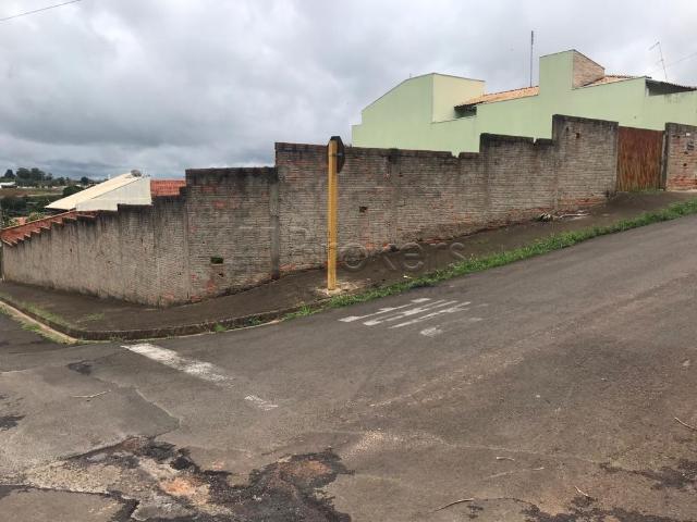 Casa aluguel em Região Imediata de Botucatu, Botucatu