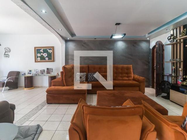 Casa aluguel em Região Imediata de São Paulo, Região Metropolitana de São Paulo