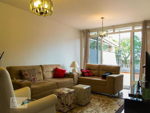 Casa aluguel em Região Imediata de São Paulo, Região Metropolitana de São Paulo