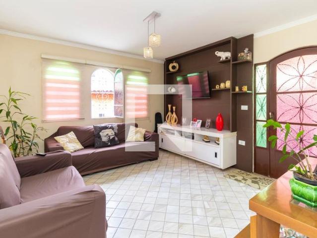 Casa aluguel em Parque do Carmo, São Paulo