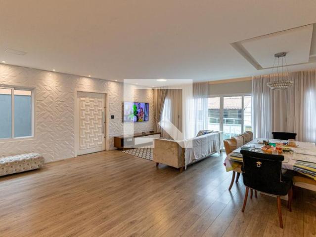 Casa aluguel em Parque do Carmo, São Paulo