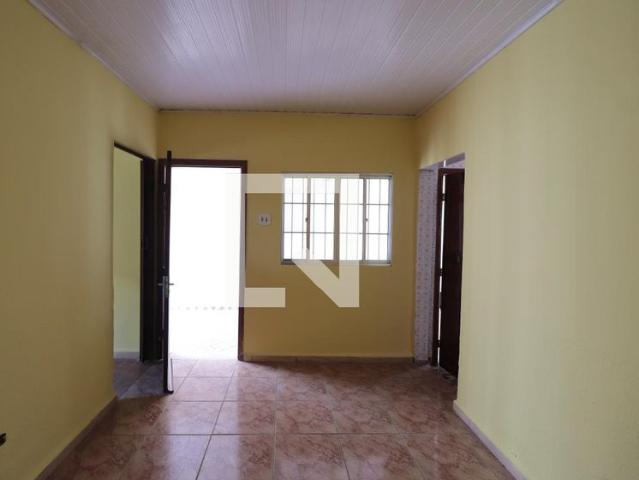 Casa aluguel em Carrão, Biritiba-Mirim