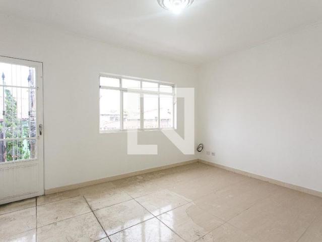 Casa aluguel em Carrão, Biritiba-Mirim