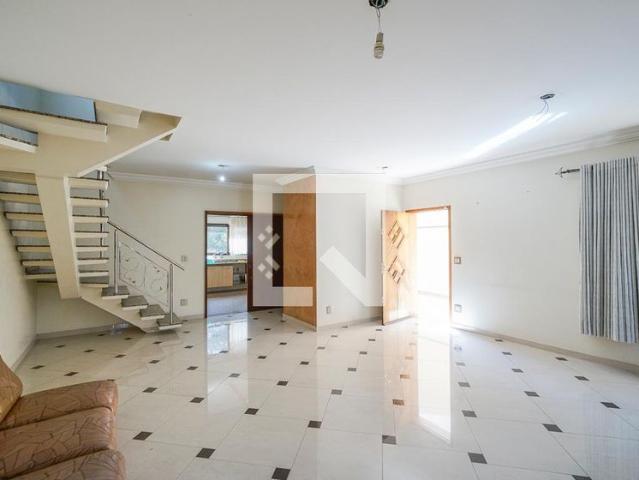 Casa aluguel em Região Imediata de São Paulo, Região Metropolitana de São Paulo