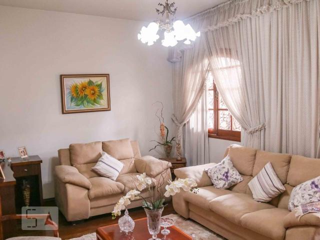 Casa aluguel em Região Geográfica Imediata de Belo Horizonte, Região Metropolitana de Belo Horizonte