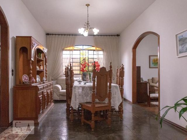 Casa aluguel em Região Geográfica Imediata de Belo Horizonte, Região Metropolitana de Belo Horizonte