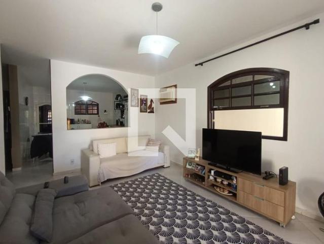 Casa aluguel em Região Geográfica Imediata do Rio de Janeiro, Região Metropolitana do Rio de Janeiro