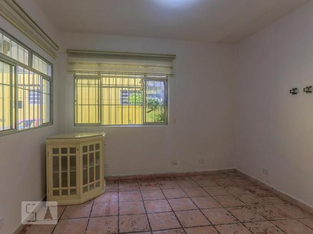 Casa aluguel em Sacomã, Biritiba-Mirim