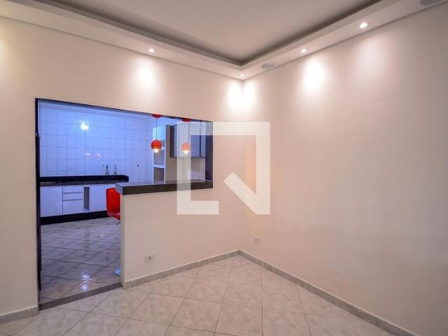 Casa aluguel em Moinho Velho, São Paulo