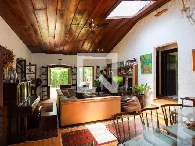 Casa aluguel em Região Imediata de São Paulo, Região Metropolitana de São Paulo