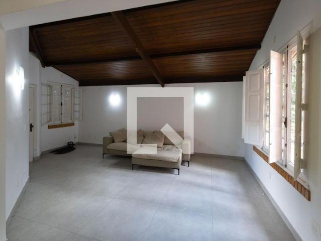 Casa aluguel em Região Geográfica Imediata de Belo Horizonte, Região Metropolitana de Belo Horizonte