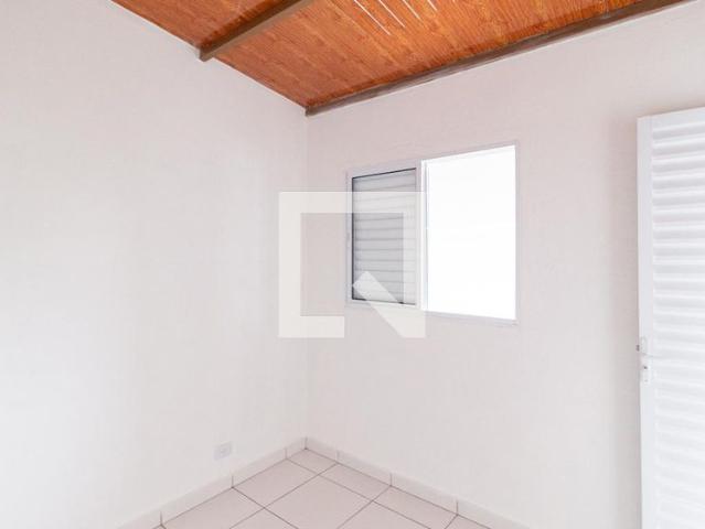 Casa aluguel em Jardim Ana Estela, Carapicuíba
