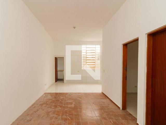Casa aluguel em Vila Ede, São Paulo