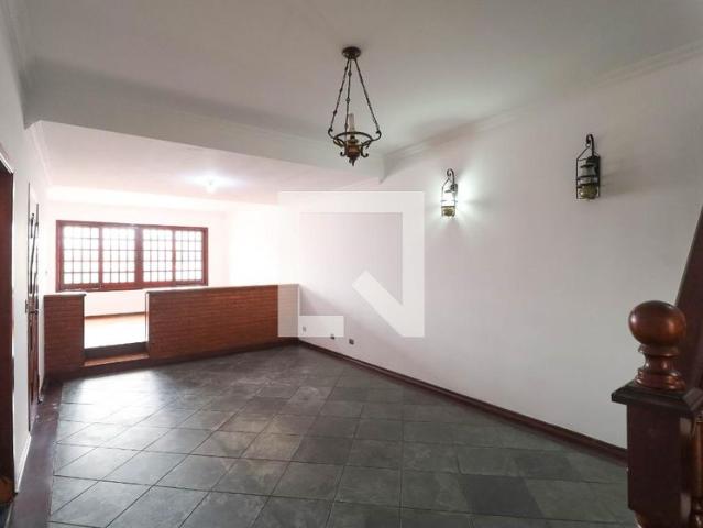 Casa aluguel em Vila Guilherme, Biritiba-Mirim