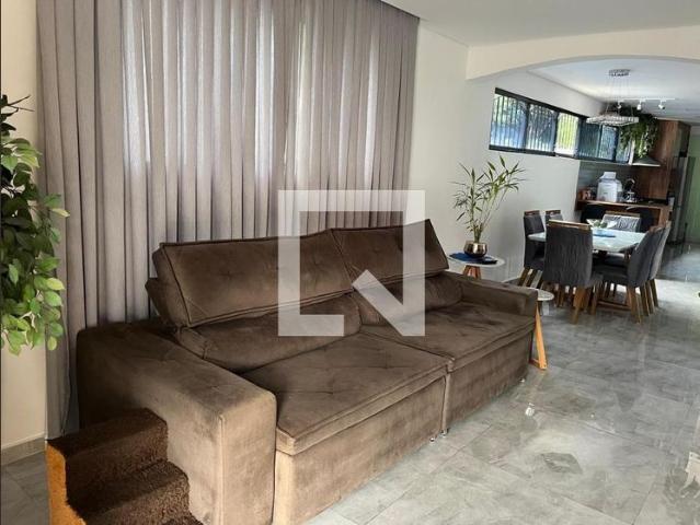 Casa aluguel em Região Imediata de São Paulo, Região Metropolitana de São Paulo