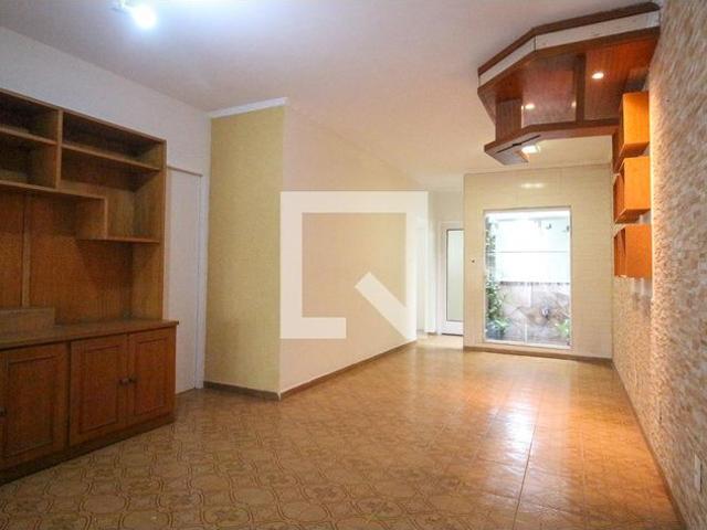 Casa aluguel em Região Imediata de São Paulo, Região Metropolitana de São Paulo