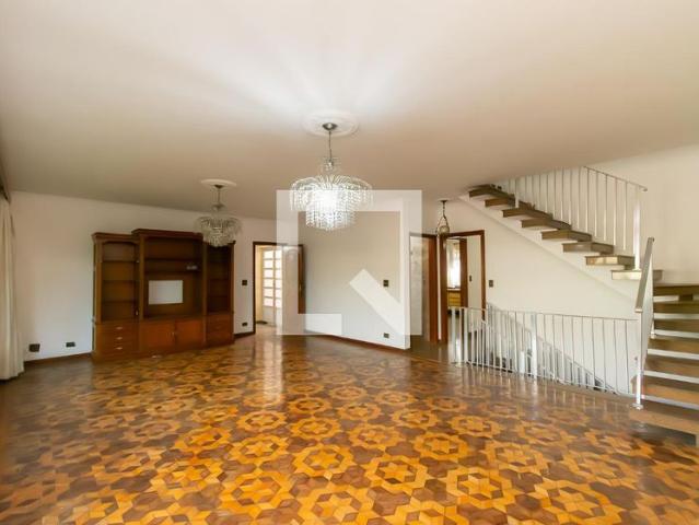 Casa aluguel em Região Imediata de São Paulo, Região Metropolitana de São Paulo
