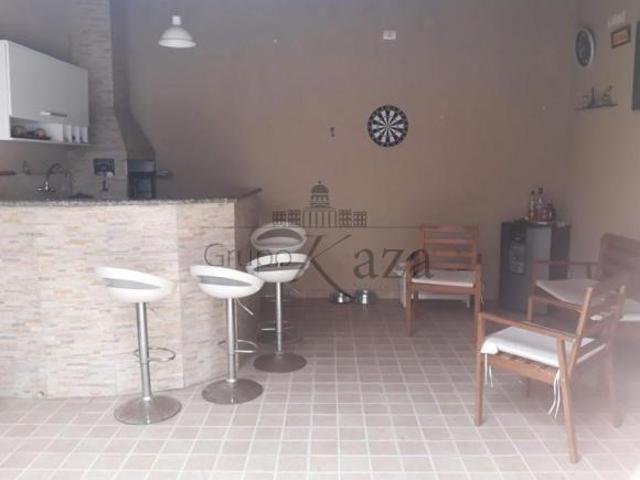 Casa venda em Região Imediata de São José dos Campos, Região Metropolitana do Vale do Paraíba e Litoral Norte