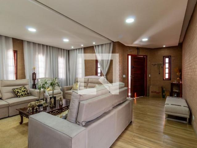 Casa aluguel em Região Imediata de São Paulo, Região Metropolitana de São Paulo