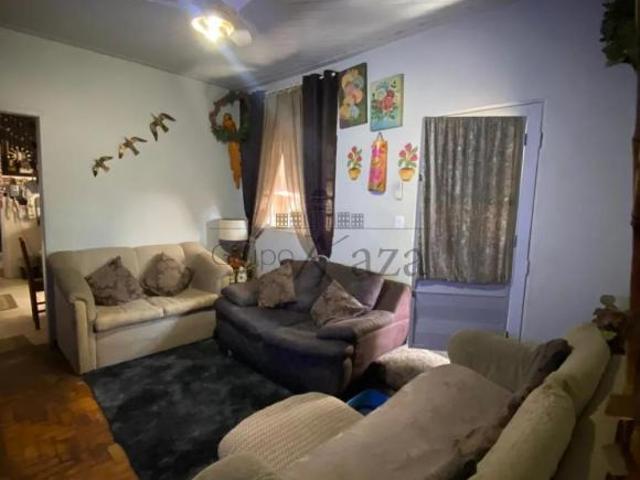 Casa venda em Região Imediata de São José dos Campos, Região Metropolitana do Vale do Paraíba e Litoral Norte