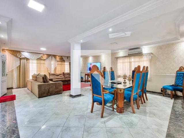 Casa aluguel em Região Imediata de São José dos Campos, Região Metropolitana do Vale do Paraíba e Litoral Norte