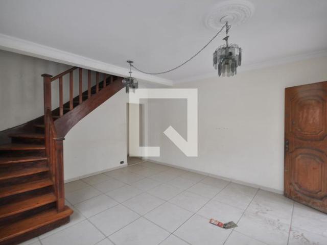 Casa aluguel em Região Imediata de São Paulo, Região Metropolitana de São Paulo