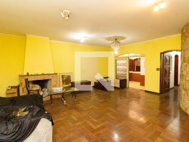 Casa aluguel em Região Imediata de São Paulo, Região Metropolitana de São Paulo