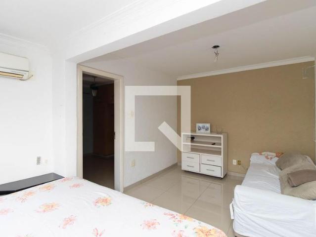 Casa aluguel em Vila Gustavo, Biritiba-Mirim