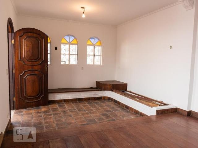 Casa aluguel em Região Imediata de São Paulo, Região Metropolitana de São Paulo
