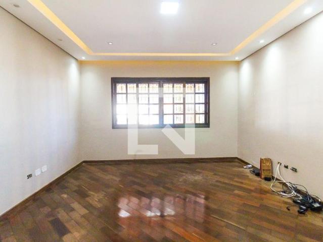 Casa aluguel em Região Imediata de São Paulo, Região Metropolitana de São Paulo