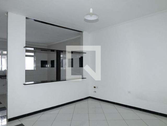 Casa aluguel em Vila Jacuí, Biritiba-Mirim