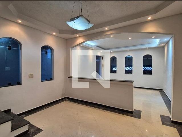 Casa aluguel em Região Imediata de São Paulo, Região Metropolitana de São Paulo