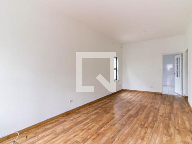 Casa aluguel em Vila Hamburguesa, São Paulo