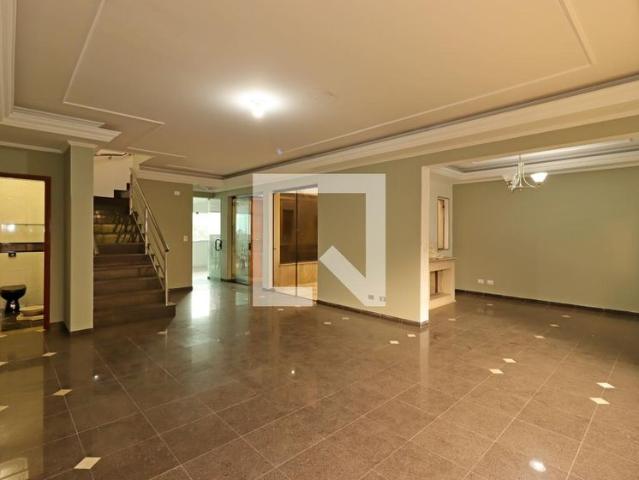 Casa aluguel em Região Imediata de São Paulo, Região Metropolitana de São Paulo