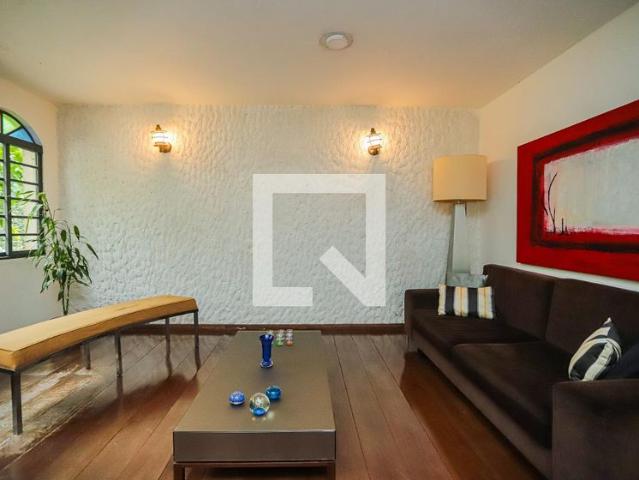 Casa aluguel em Região Imediata de São Paulo, Região Metropolitana de São Paulo