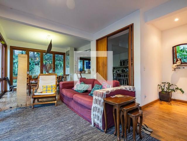 Casa aluguel em Região Imediata de São Paulo, Região Metropolitana de São Paulo