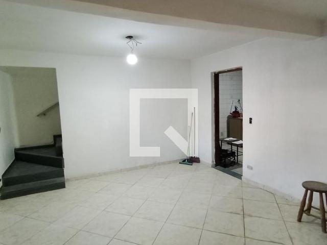 Casa aluguel em Região Imediata de São Paulo, Região Metropolitana de São Paulo