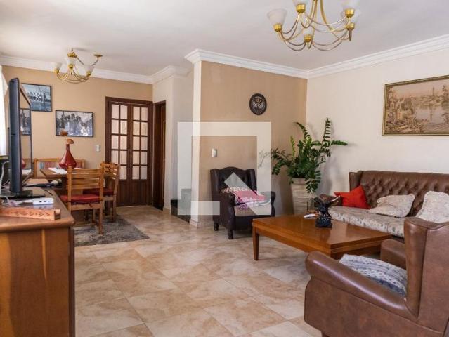 Casa aluguel em Região Imediata de São Paulo, Região Metropolitana de São Paulo