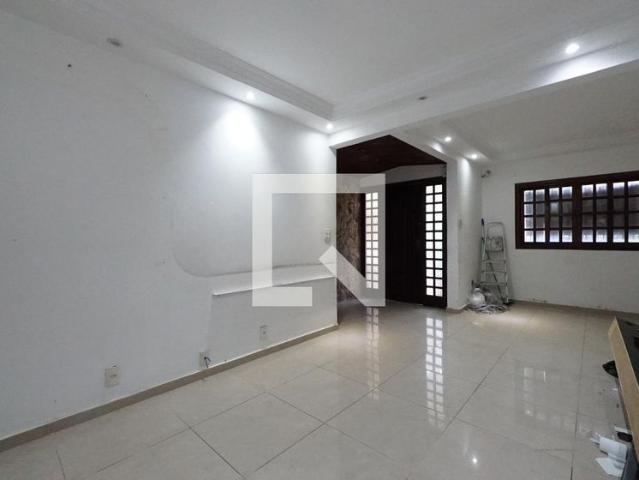 Casa aluguel em Região Imediata de São Paulo, Região Metropolitana de São Paulo