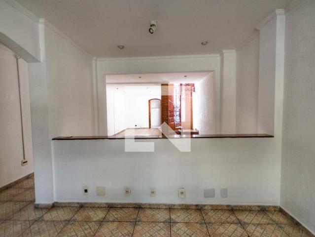 Casa aluguel em Região Imediata de São Paulo, Região Metropolitana de São Paulo
