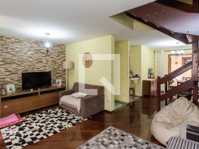 Casa aluguel em Região Imediata de São Paulo, Região Metropolitana de São Paulo
