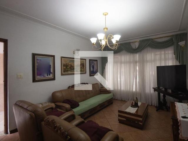 Casa aluguel em Região Imediata de São Paulo, Região Metropolitana de São Paulo