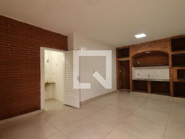 Casa aluguel em Região Imediata de Ribeirão Preto, Região Metropolitana de Ribeirão Preto