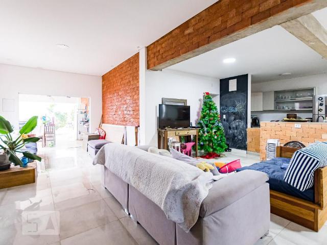 Casa aluguel em Região Imediata de Campinas, Região Metropolitana de Campinas