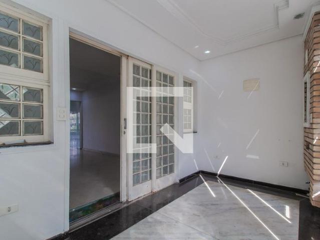 Casa aluguel em Região Imediata de São Paulo, Região Metropolitana de São Paulo